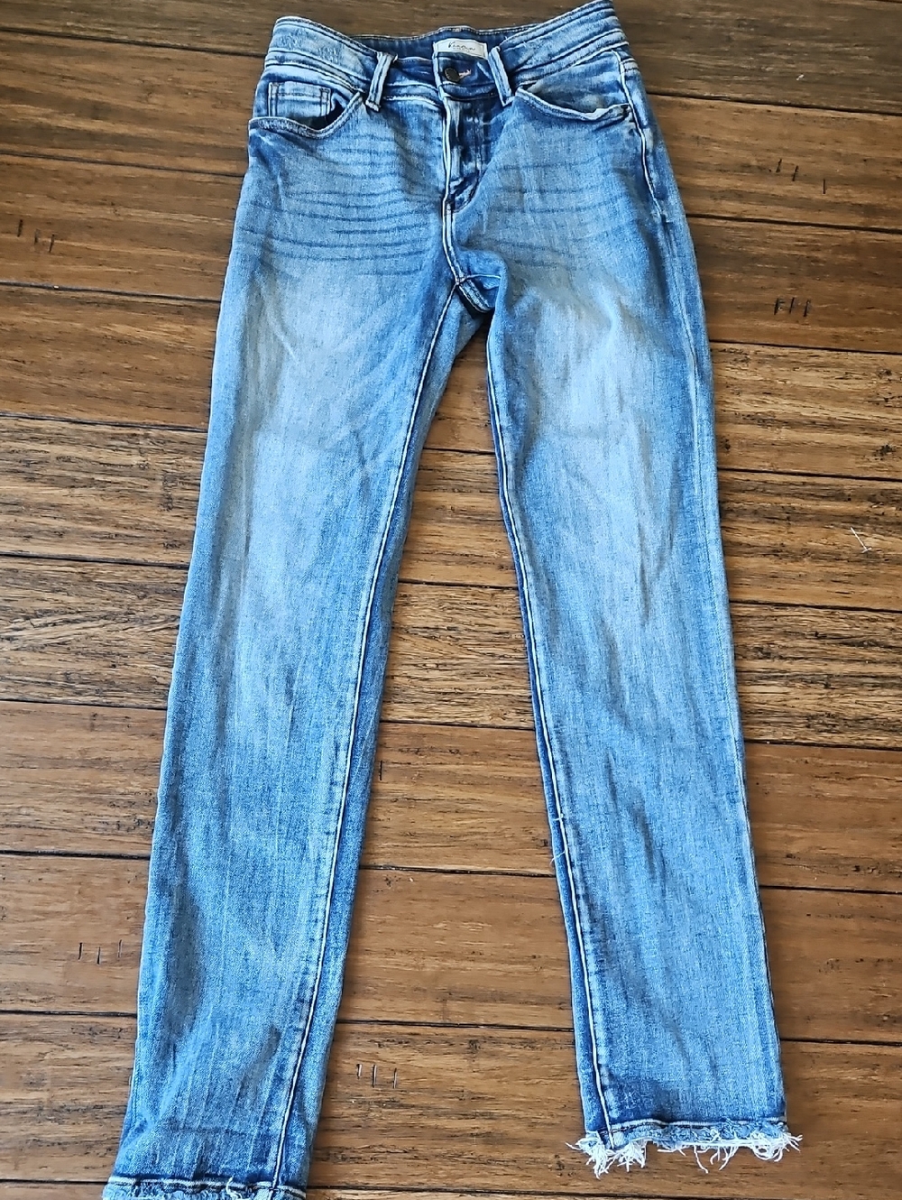 Kancan Midrise Straight Size 27